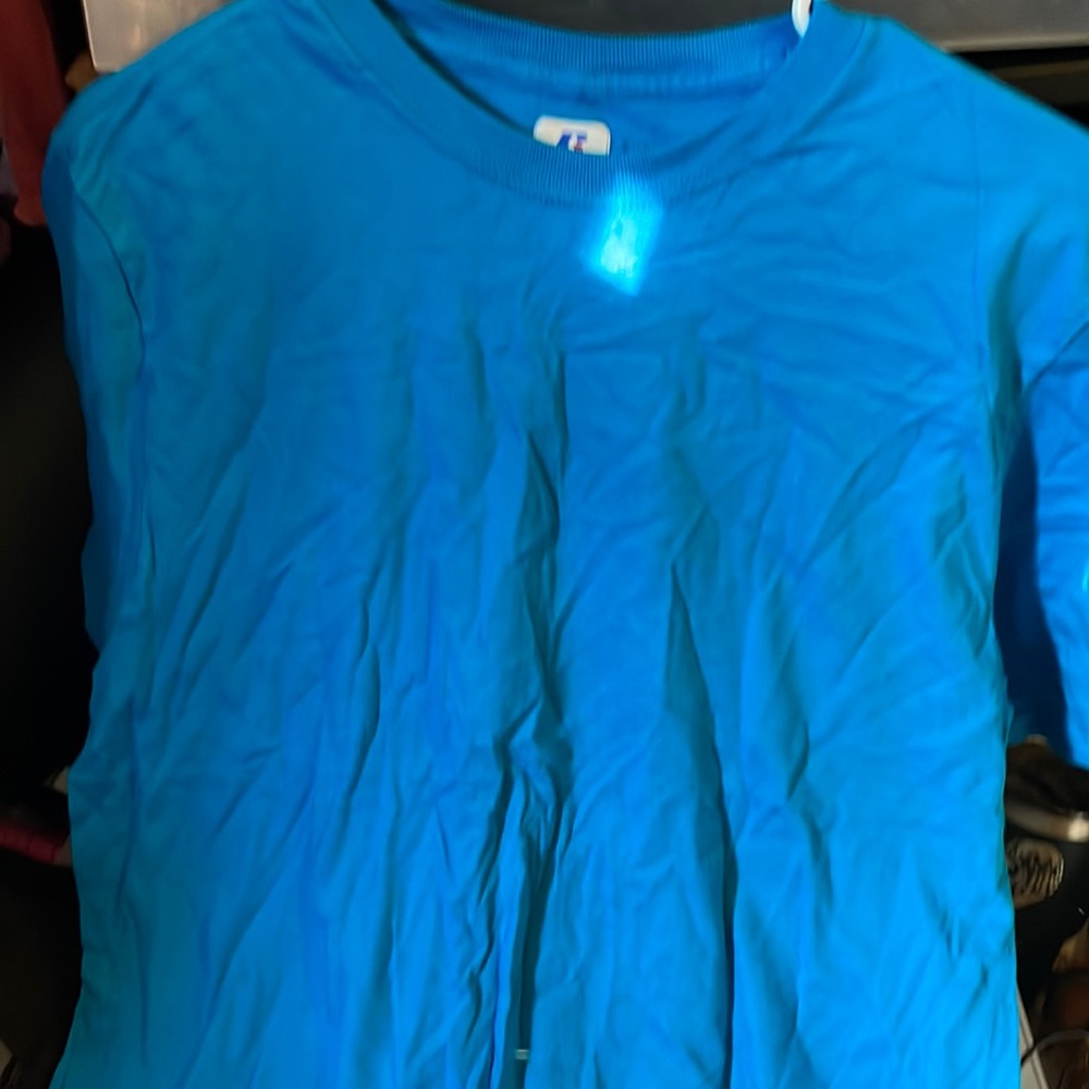 No stains medium blue t shirt Russell athletic